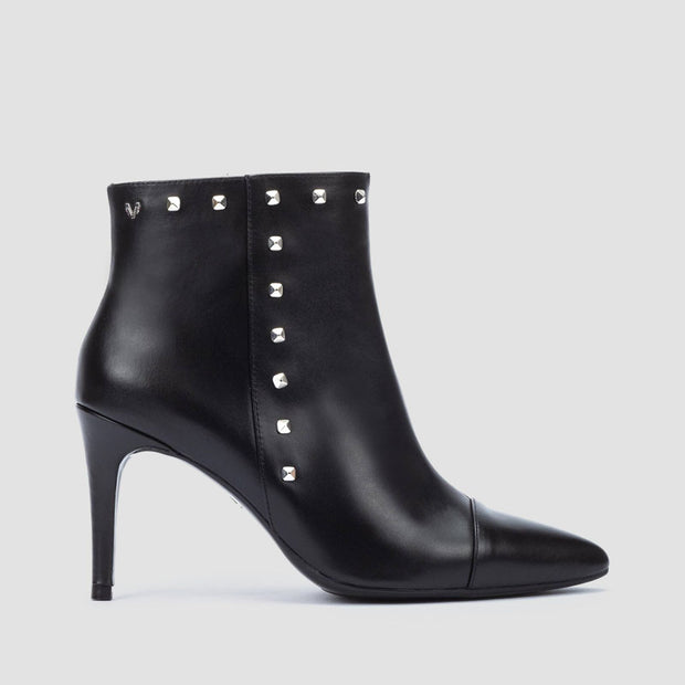 BOTIN TACHAS PIEL NEGRO